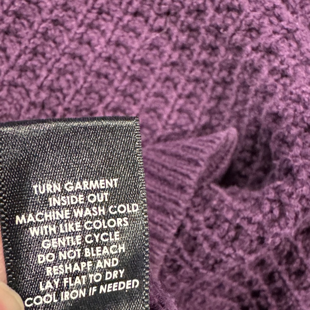 Torrid Women's Deep Purple V-Neck Sweater - Picture 5 of 6